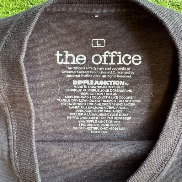The Office Michael Scott Graphic Tee - Picture 2 of 2